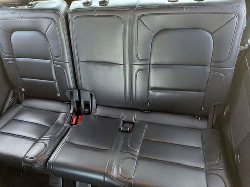 Certified 2022 Lincoln Navigator 4WD image 30