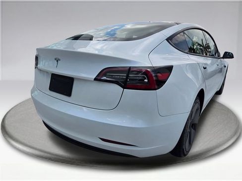 Used 2023 Tesla Model 3 Standard Range RWD image 11