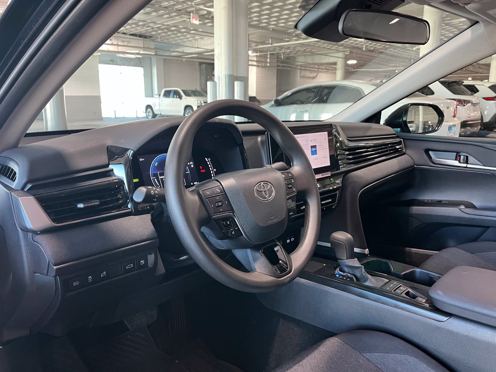Used 2026 Toyota Camry LE FWD image 18