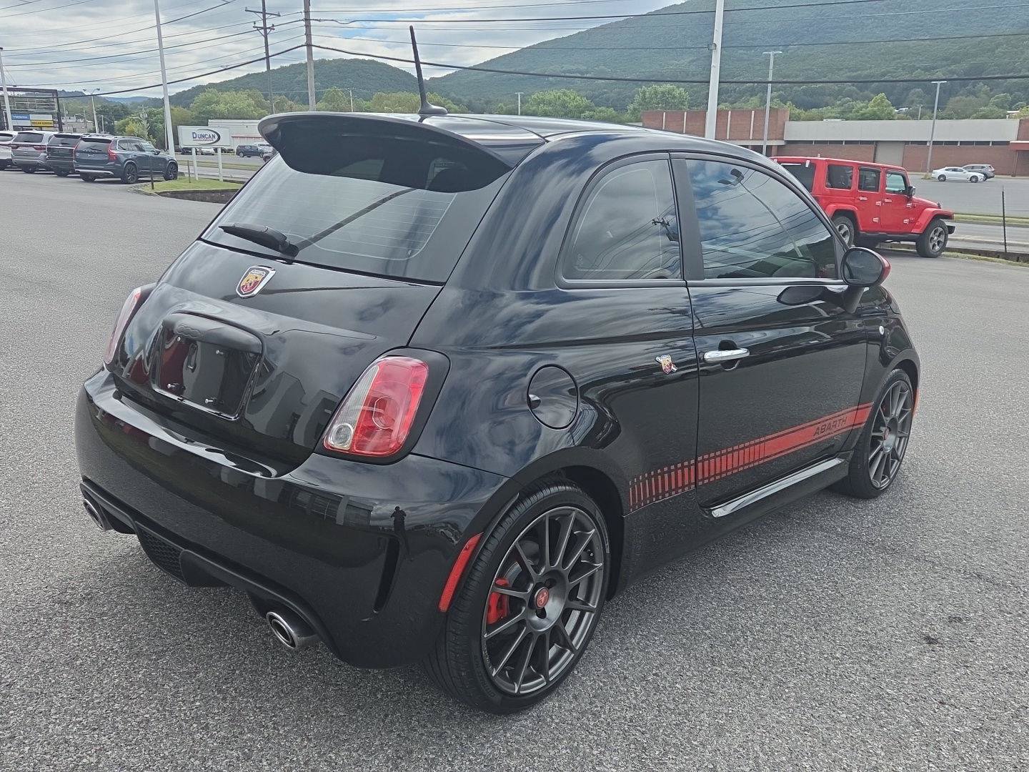 Used 2012 FIAT 500 Abarth w/ Safety & Convenience Pkg FWD image 3