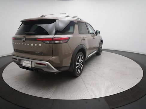 Certified 2024 Nissan Pathfinder Platinum w/ Cargo Package image 38