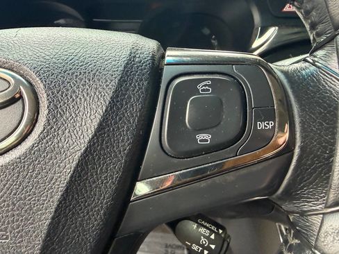 Used 2013 Toyota Avalon XLE Premium image 21