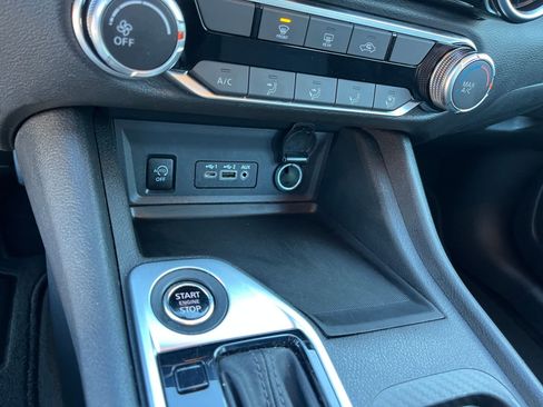 Used 2024 Nissan Sentra SV image 34