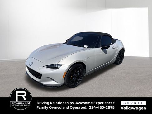 Used 2023 MAZDA MX-5 Miata Club RWD image 1