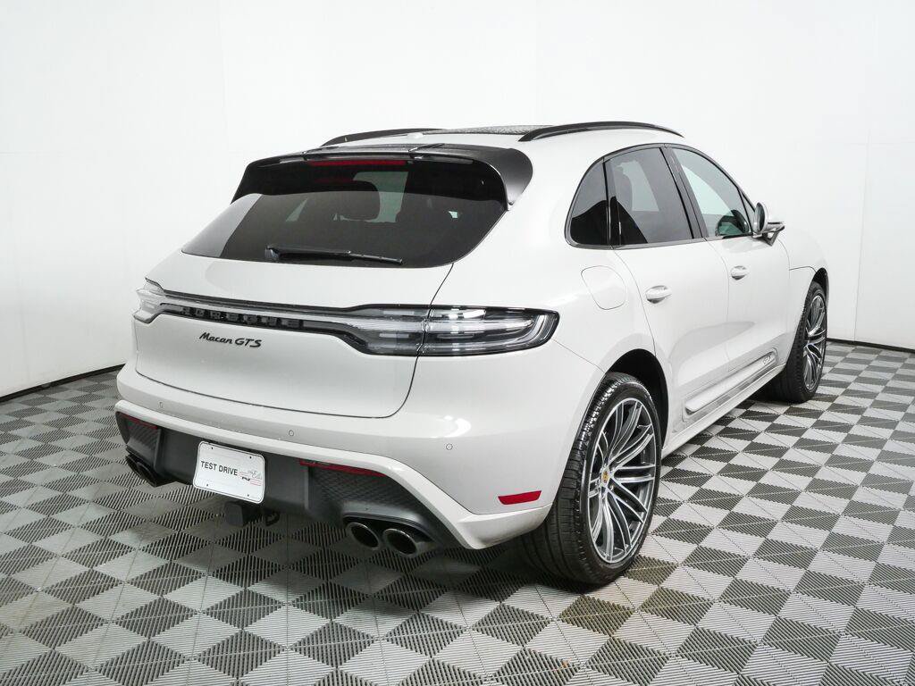 Certified 2026 Porsche Macan GTS AWD/4WD image 31