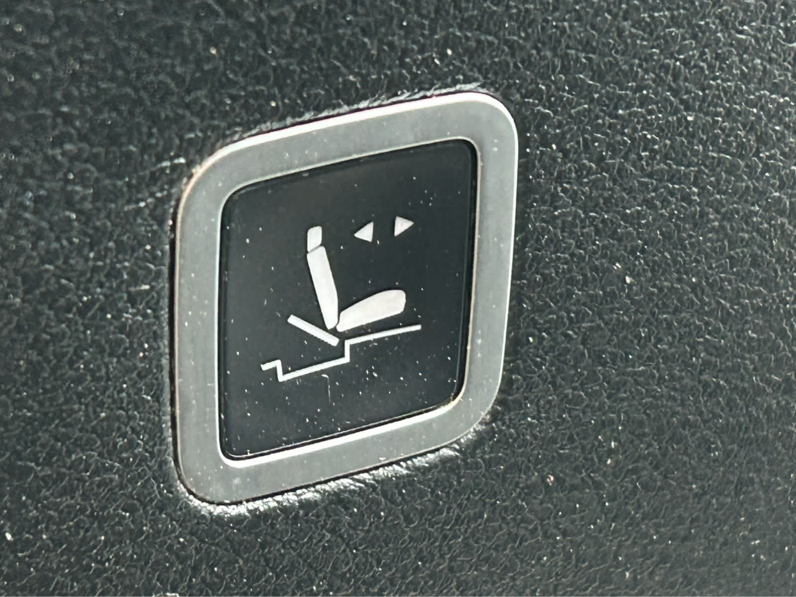 Used 2018 Chrysler Pacifica Touring-L w/ Advanced Safetytec Group FWD image 19