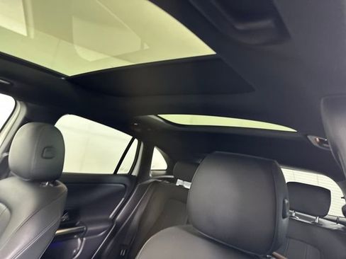 Used 2023 Mercedes-Benz GLA 250 4MATIC w/ Premium Package image 12