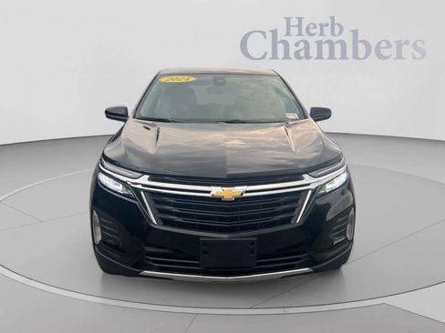 Used 2024 Chevrolet Equinox LT w/ LPO, Floor Liner Package AWD/4WD image 2