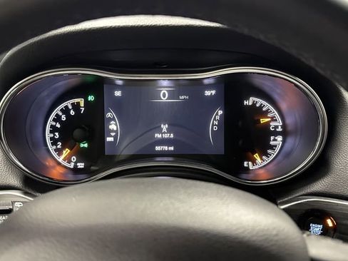 Used 2019 Jeep Grand Cherokee Altitude image 17