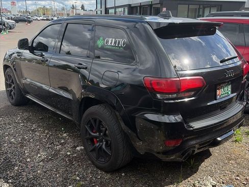 Used 2020 Jeep Grand Cherokee SRT image 4