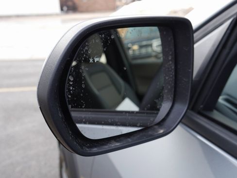 New 2026 Chevrolet Equinox LT image 24