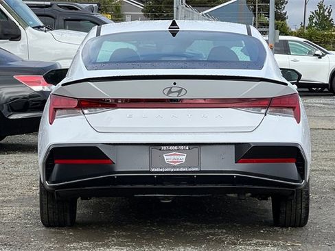 New 2026 Hyundai Elantra SEL Sport image 7