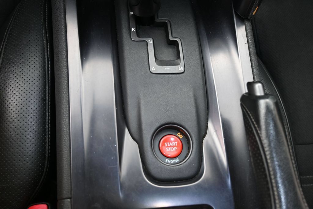 Used 2012 Nissan GT-R Premium AWD/4WD image 29