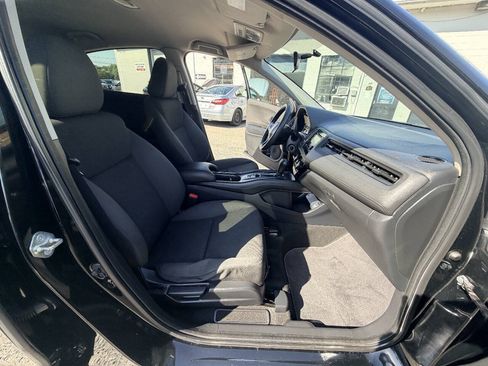 Used 2019 Honda HR-V LX image 62