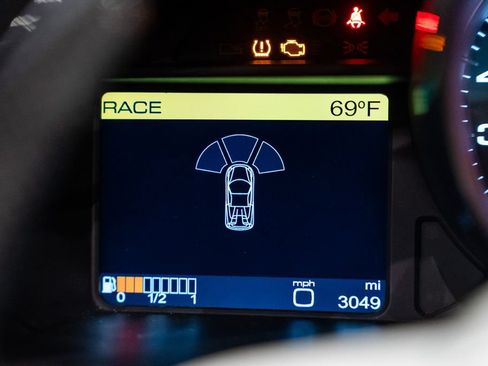 Certified 2014 Ferrari 458 Spider RWD image 28