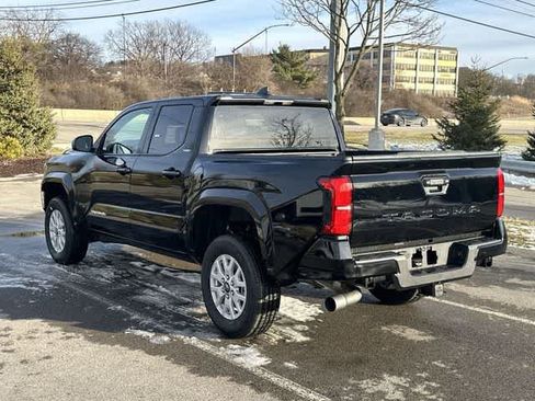 Used 2026 Toyota Tacoma SR5 RWD image 27