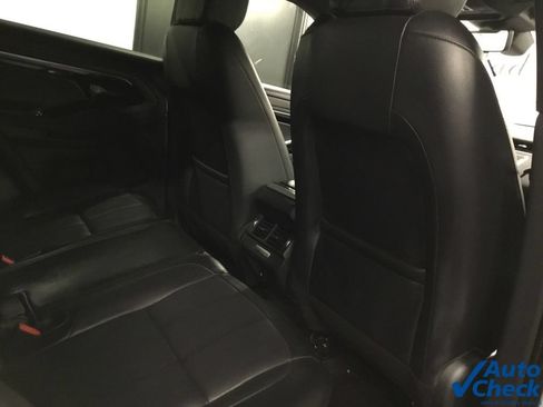 Used 2020 Land Rover Range Rover Evoque S AWD/4WD image 33