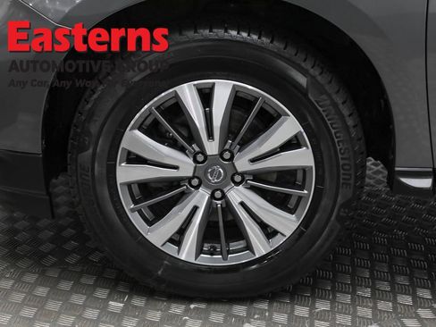 Used 2020 Nissan Pathfinder S AWD/4WD image 35