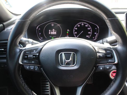 Used 2022 Honda Accord Sport image 20