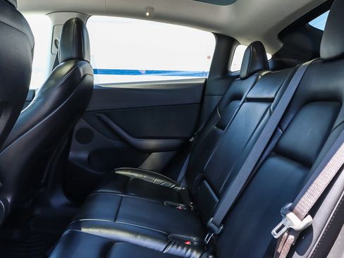 Used 2021 Tesla Model Y Performance AWD/4WD image 19