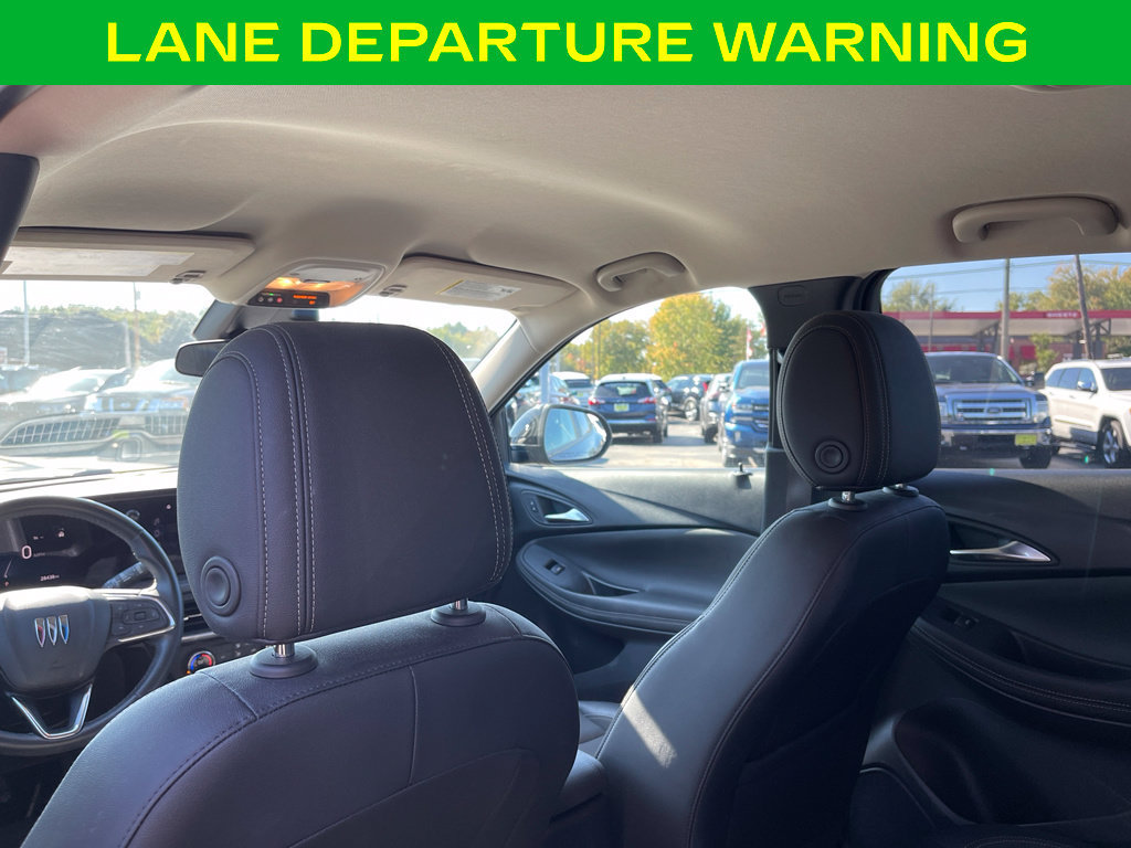 Used 2024 Buick Encore GX Preferred AWD/4WD image 16