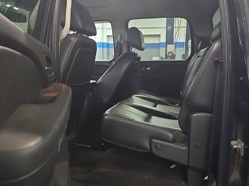 Used 2010 Chevrolet Silverado 2500 LTZ image 24