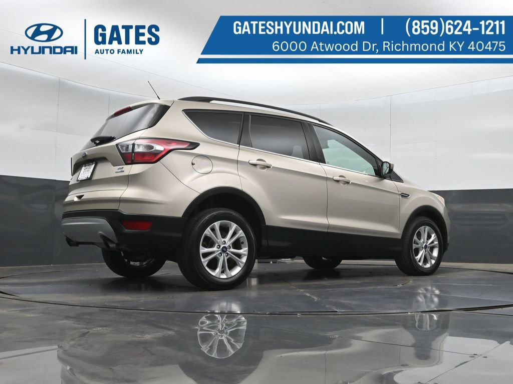 Used 2018 Ford Escape SE AWD/4WD image 36