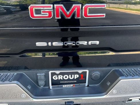 Used 2024 GMC Sierra 1500 SLT AWD/4WD image 10