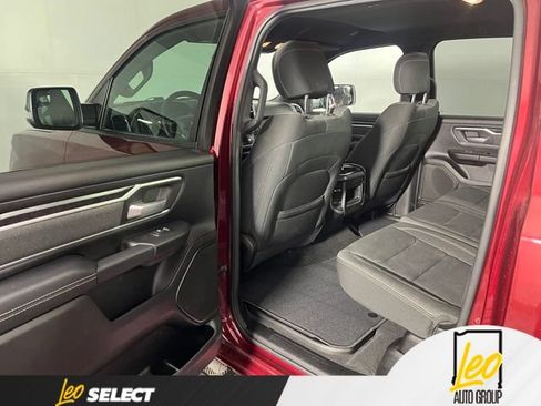 Used 2022 RAM 1500 Big Horn AWD/4WD image 10
