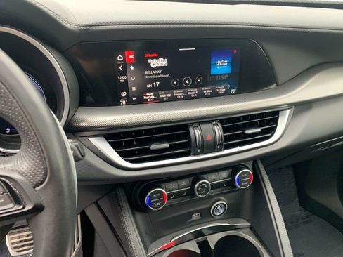 Used 2024 Alfa Romeo Stelvio Veloce AWD/4WD image 23