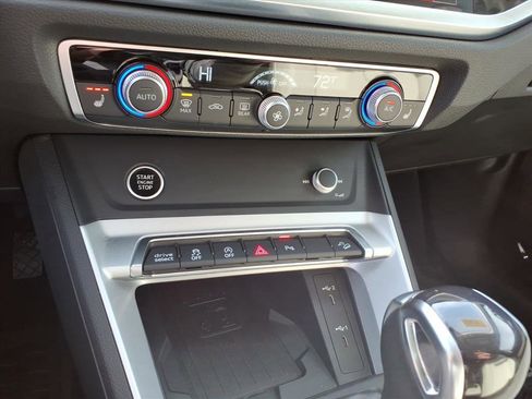 Certified 2025 Audi Q3 2.0T Premium Plus w/ Premium Plus Package image 20