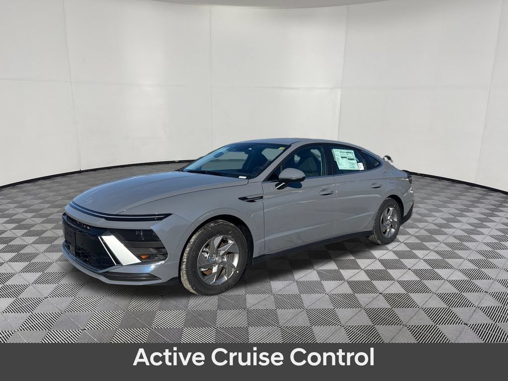 Used 2026 Hyundai Sonata SE FWD image 3