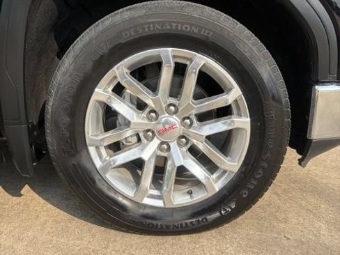 Used 2019 GMC Sierra 1500 SLT w/ SLT Premium Plus Package RWD image 12