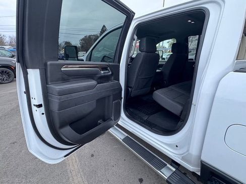 Used 2025 Chevrolet Silverado 2500 LT w/ Convenience Package AWD/4WD image 40