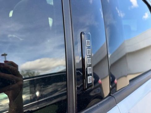 Used 2022 Ford F150 XLT w/ Equipment Group 302A High AWD/4WD image 4