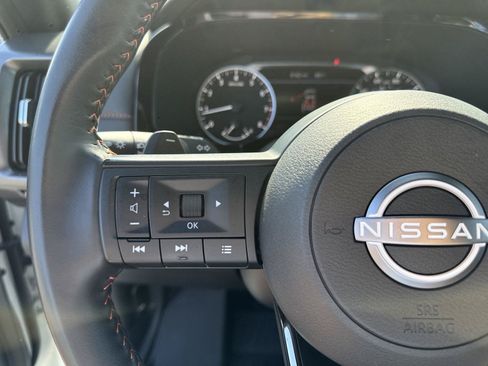 Used 2025 Nissan Pathfinder Rock Creek AWD/4WD image 15
