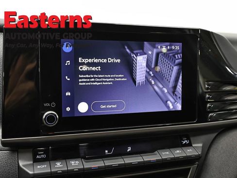 Used 2025 Toyota Camry LE FWD image 19