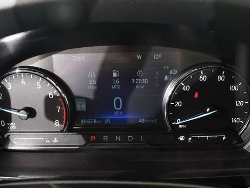 Used 2023 Ford Explorer XLT w/ Equipment Group 202A AWD/4WD image 27