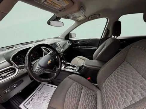 Used 2019 Chevrolet Equinox LT w/ Driver Convenience Package image 46