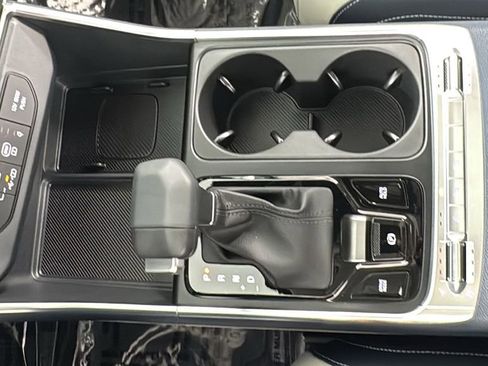 New 2026 Kia Carnival SX Prestige FWD image 31