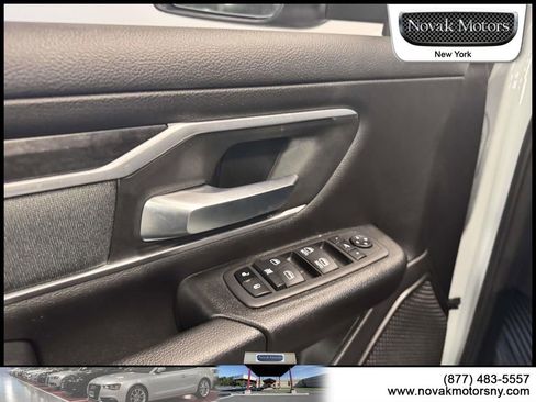 Used 2022 RAM 1500 Big Horn AWD/4WD image 11