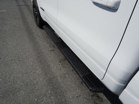 Used 2020 RAM 1500 Big Horn AWD/4WD image 9