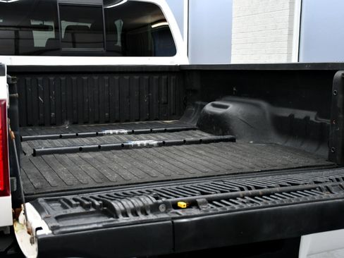 Used 2014 Ford F250 Platinum w/ FX4 Off-Road Package image 40