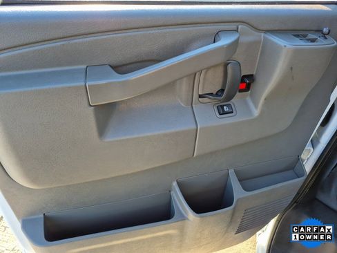 Certified 2024 GMC Savana 2500 Work Van w/ Driver Convenience Package image 13