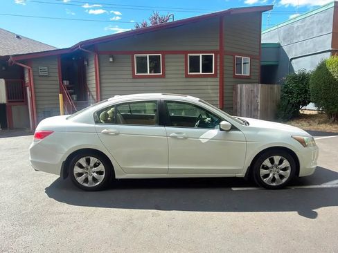 Used 2009 Honda Accord EX-L image 6