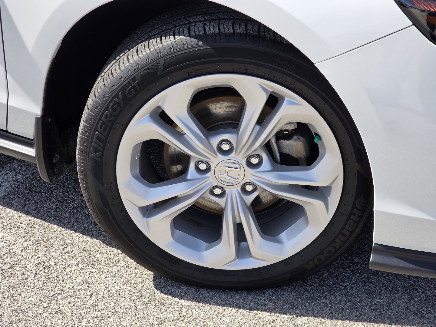Certified 2024 Honda Accord LX image 9