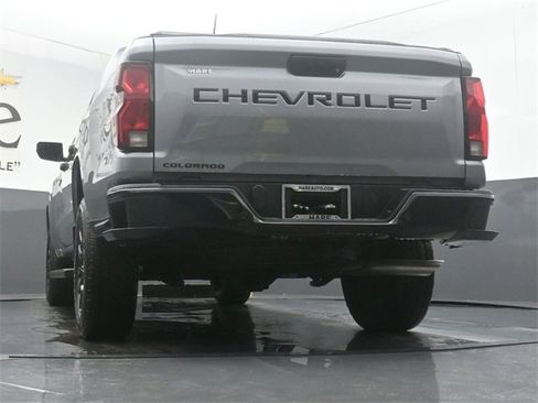 New 2026 Chevrolet Colorado W/T image 32