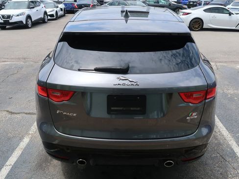 Used 2017 Jaguar F-PACE S AWD/4WD image 11