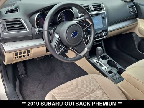 Used 2019 Subaru Outback 2.5i Premium AWD/4WD image 2