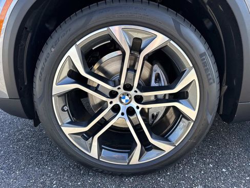 New 2026 BMW X5 xDrive40i w/ Climate Comfort Package image 11